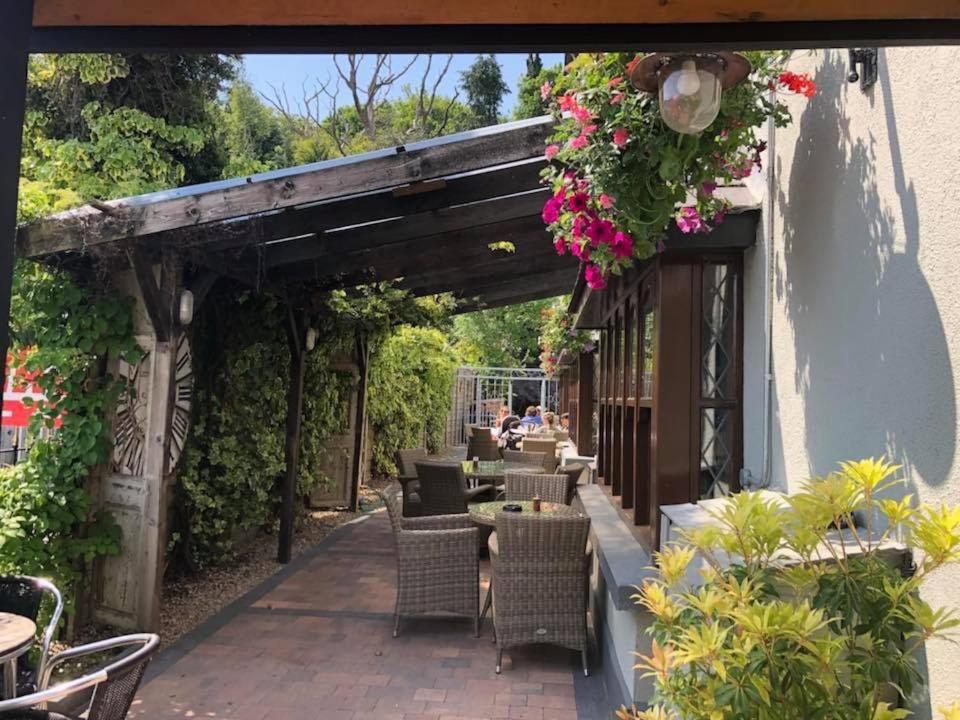 Chester Beatty Inn Ashford Exterior foto